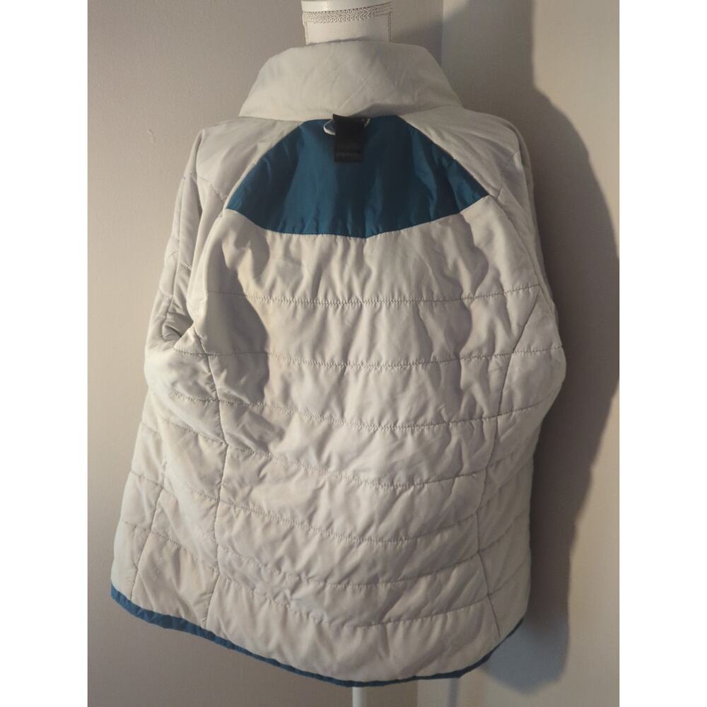 The North Face aquamarine lightweight windbreaker nylon jacket - Picture 11 of 13